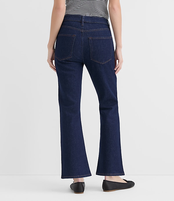 Rivete Curvy High Rise Kick Crop Jeans in Nova Wash