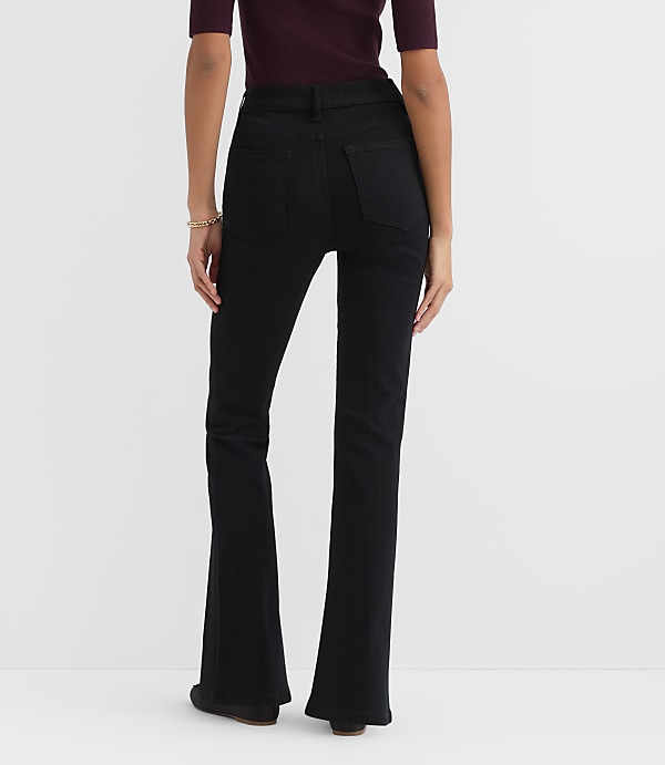 Rivete Curvy High Rise Slim Flare Jeans in Noir Wash