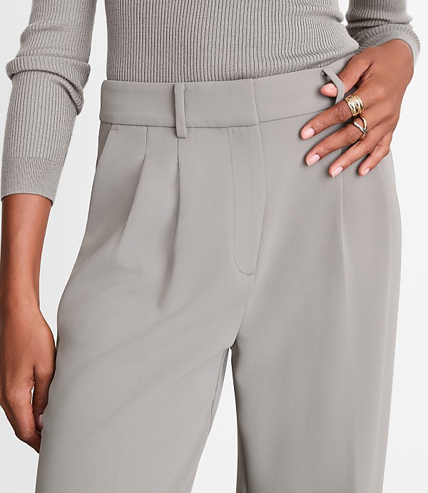 LOFT Versa Crepe Drape Pleated Relaxed Straight Pants