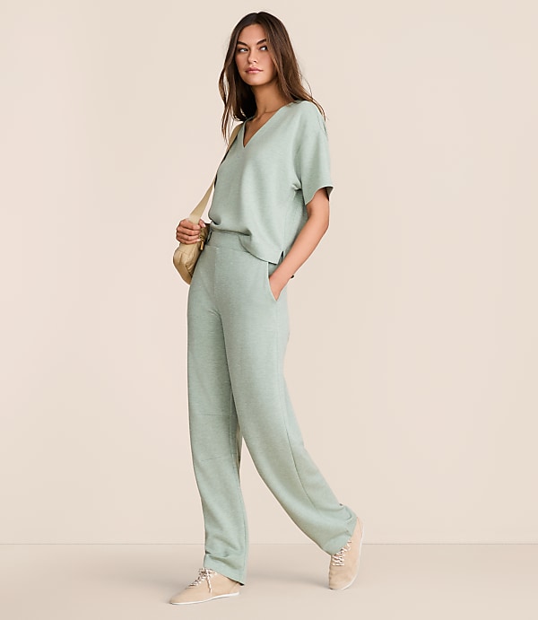 Lou & Grey Scubasoft Relaxed Taper Pants