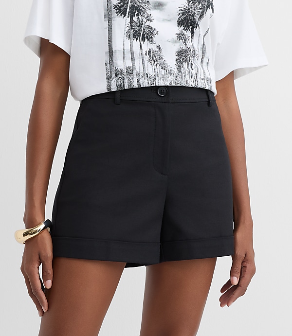 Cuffed Shorts in Doubleweave