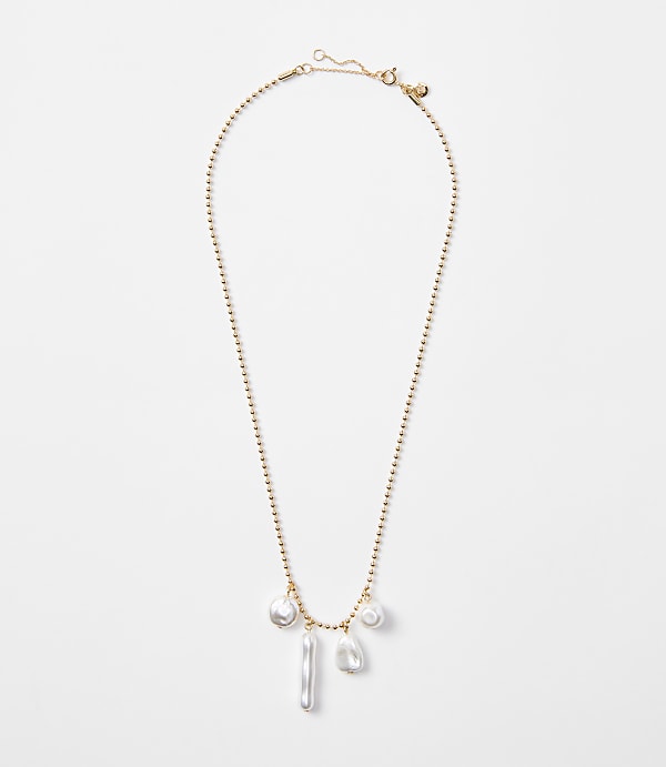 Pearlized Modern Pendant Necklace