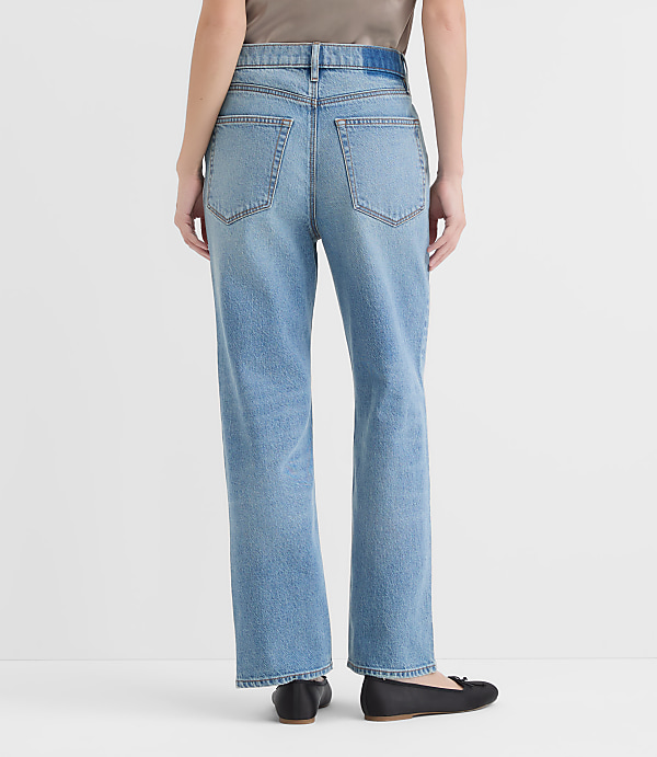 Rivete Petite High Rise Straight Jeans in Aura Wash