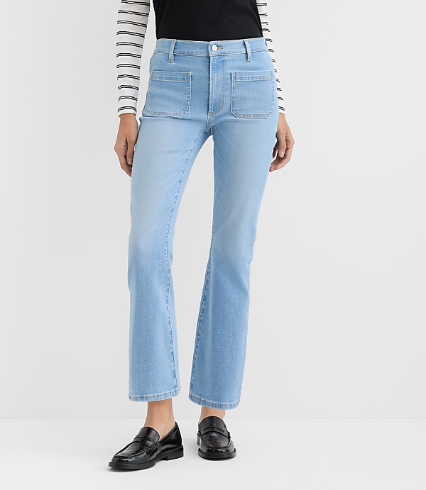 Rivete Petite Mid Rise Kick Crop Jeans in Vintage Light Wash