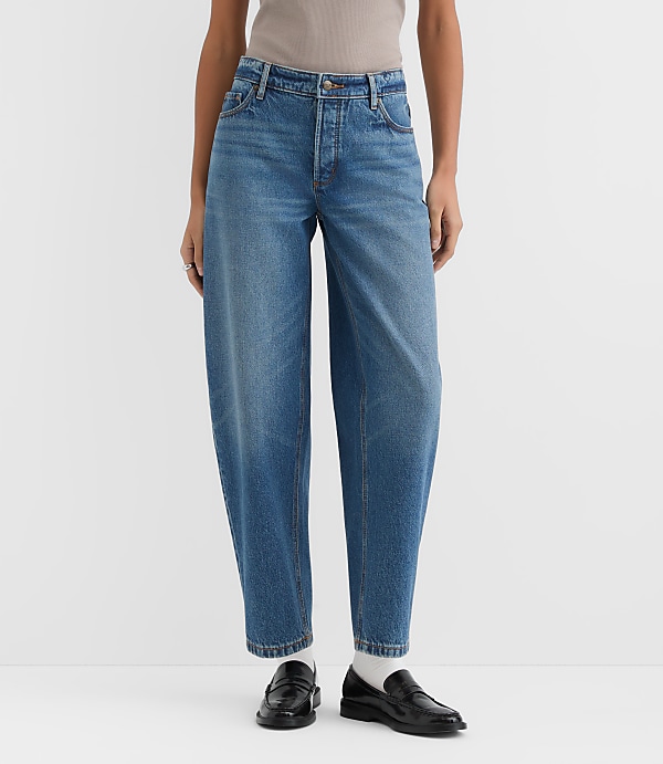 Rivete Tall Mid Rise Barrel Jeans in Echo Wash