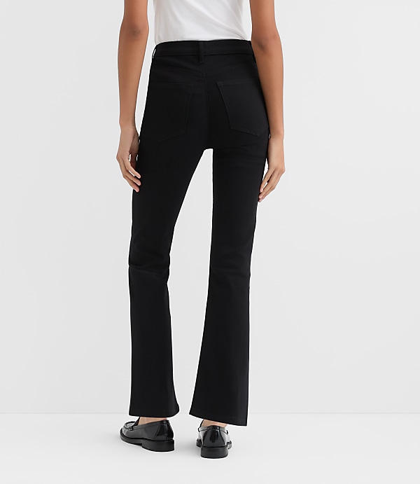 Rivete Tall Curvy High Rise Kick Crop Jeans in Noir Wash