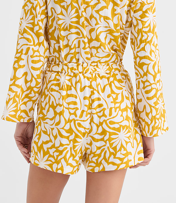 Petite LOFT Beach Palm Ruffle Gauze Shorts