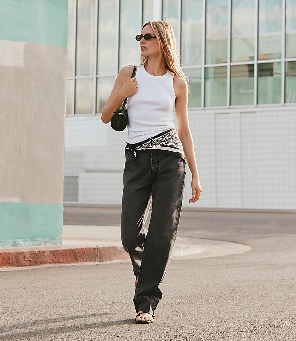 Rivete Petite Cuffed High Rise Straight Jeans in Noir Wash