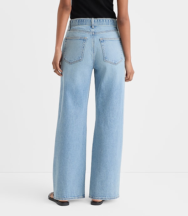 Rivete Petite Belted High Rise Wide Leg Jeans in Light Wash