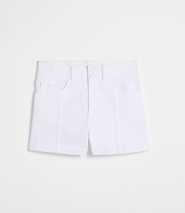 Rivete Petite Curvy Double Shank High Rise Denim Shorts in White