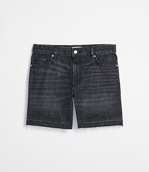 Rivete Petite Unpicked Boyfriend Shorts in Noir Wash