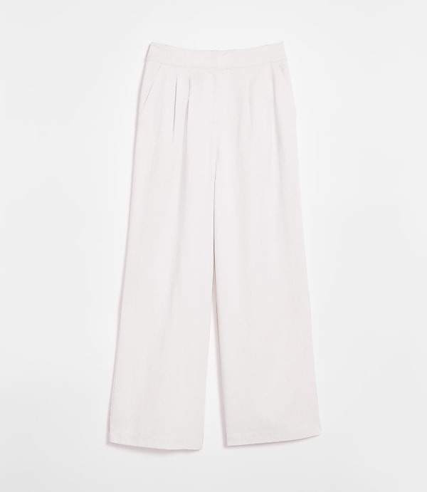 Petite LOFT Versa Pure Spun Pleated Wide Leg Pants