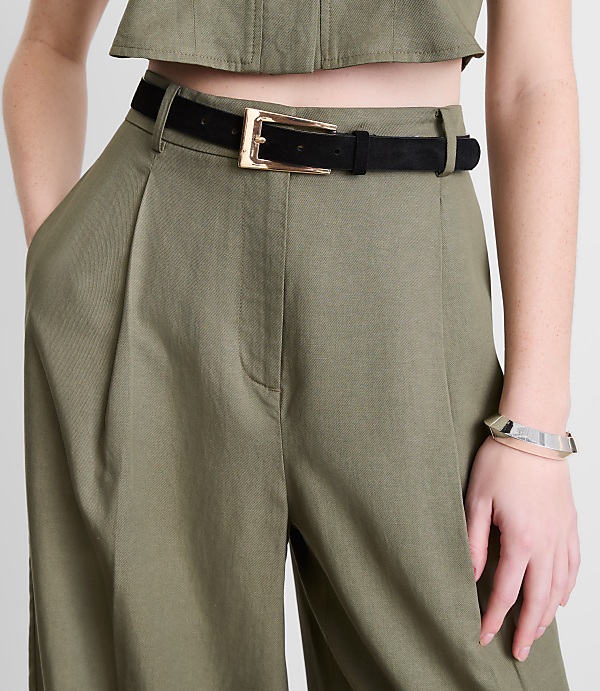 Petite LOFT Versa Pure Spun Pleated Barrel Pants