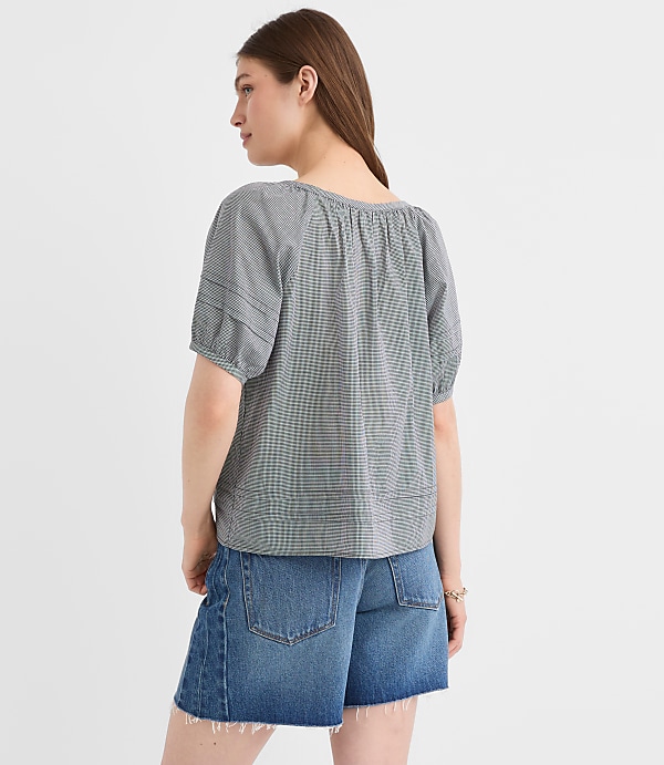 Petite Scalloped Pintucked Puff Sleeve Blouse