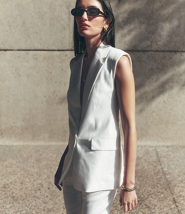 LOFT Versa Luxe Lyocell Linen Sleeveless Blazer
