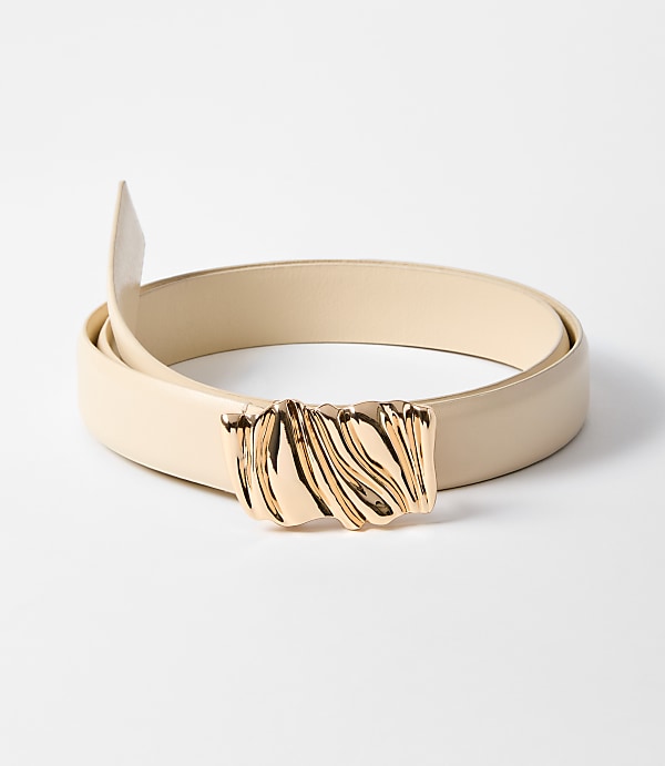 Molded Buckle Leather Belt