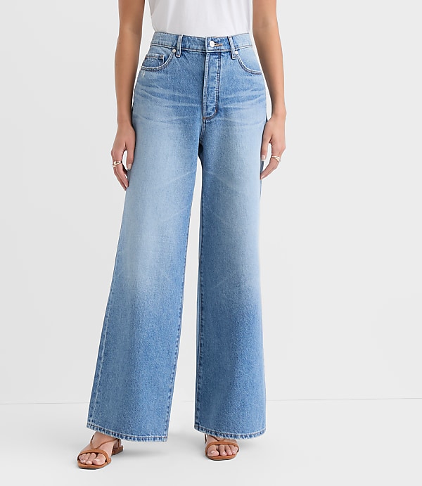 Rivete Petite High Rise Relaxed Wide Leg Jeans in Light Wash