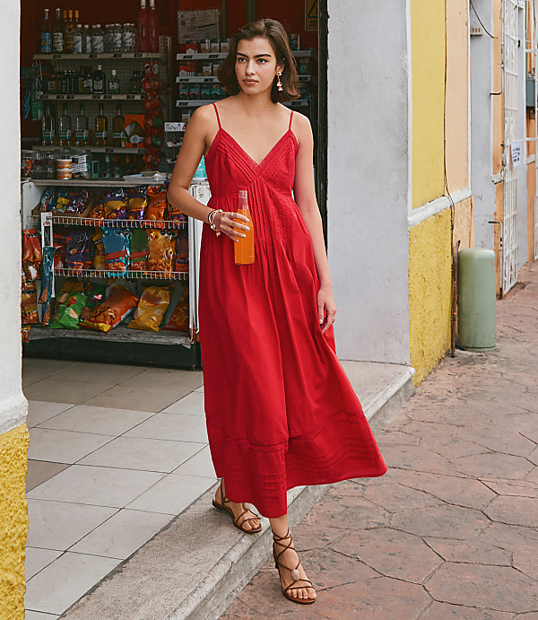 Petite Strappy Lace Trim Pintucked Midi Pocket Dress