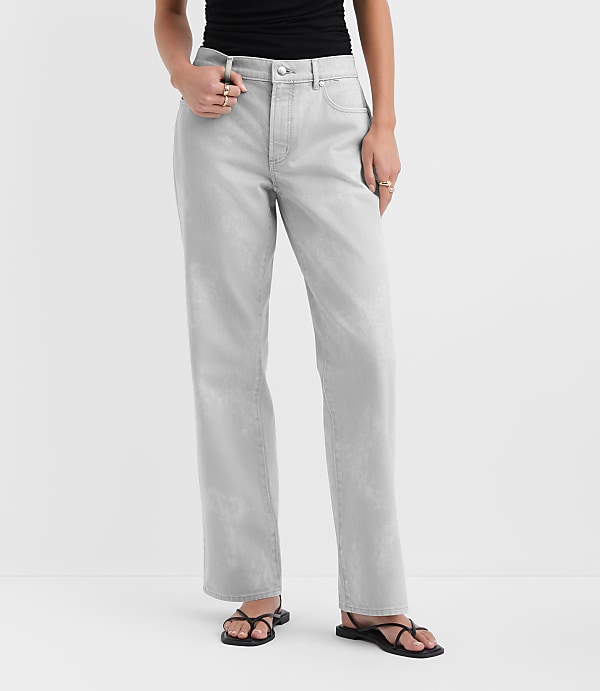 Rivete Mid Rise Relaxed Straight Jeans in Smokey Wash