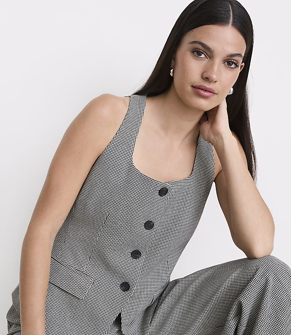 Petite LOFT Versa Seasonless Stretch Halter Vest in Mini Houndstooth