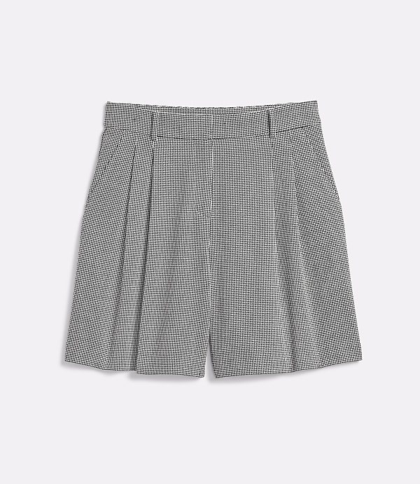 Petite LOFT Versa Seasonless Stretch Double Pleat Shorts in Mini Houndstooth