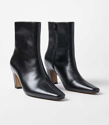 LOFT Versa Leather Booties