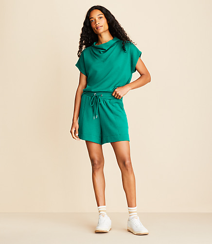 Lou & Grey Seamed Scubasoft Drawstring Shorts