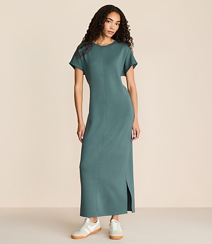 Lou & Grey Scubasoft Wedge Maxi Dress