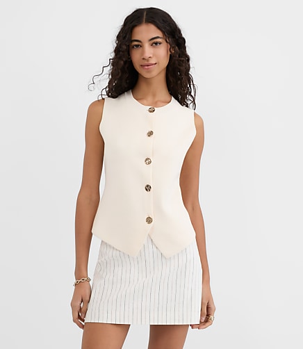 Hammered Metallic Button Sweater Vest - Whisper White