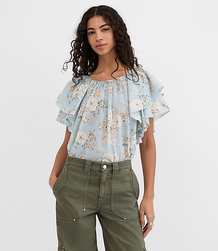 Petite Floral Ruffle Sleeve Blouse