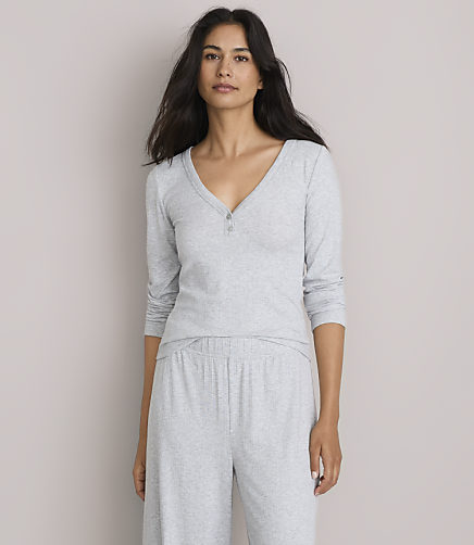 Lou & Grey Heathered Ribbed V-Neck Pajama Top