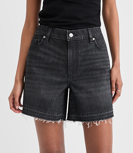 Rivete Curvy Unpicked Boyfriend Shorts in Noir Wash