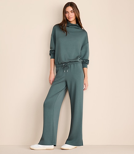 Lou & Grey Scubasoft Side Slit Straight Leg Pants