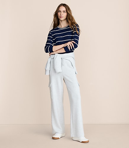 Lou & Grey Heathered Scubasoft Straight Leg Cargo Pants