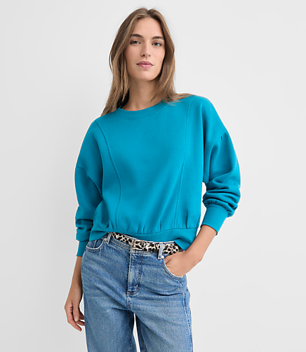 Seamed Modern Sweatshirt