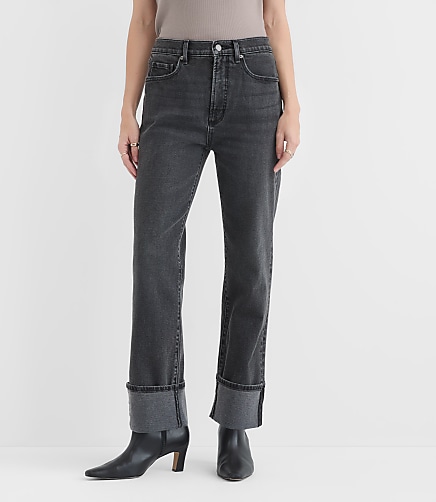 Rivete Curvy Cuffed High Rise Straight Jeans in Noir Wash