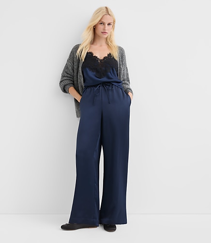 Sawyer Pull On Pants in Satin