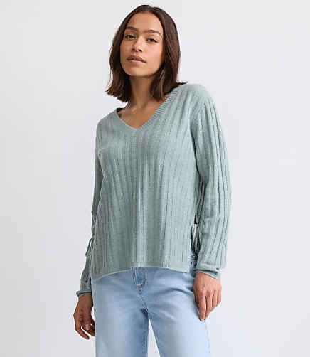 Petite Side Bow Ribbed V-Neck Sweater