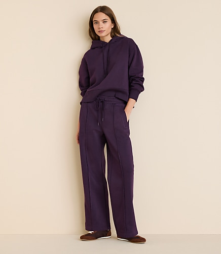Lou & Grey Pintucked Elite Fleece Straight Pants