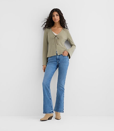 Rivete Petite Mid Rise Boot Jeans in Vintage Mid Wash