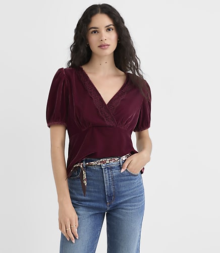 Lace Trim Velvet Puff Sleeve Top