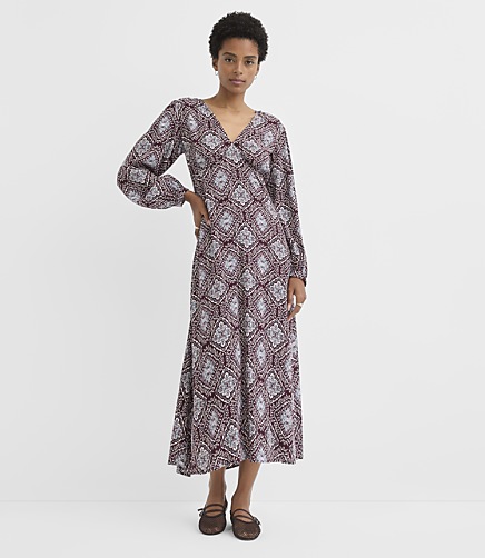 Petite Medallion V-Neck Midi Dress