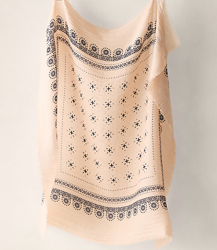 HWW SQUARE SCARF