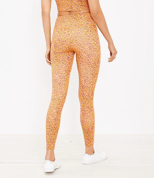 Petite Lou & Grey Petaled Feel Good Pocket Leggings