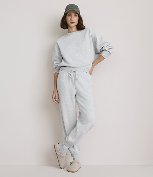 Lou & Grey Heathered Pleated Elite Fleece Sweatshirt