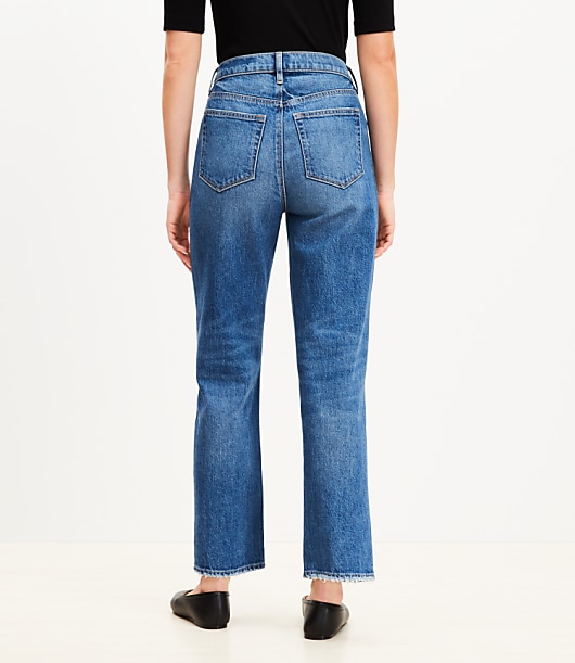 High Rise Straight Jeans in Bright Vintage Wash