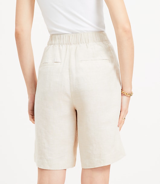 Bermuda Shorts in Linen