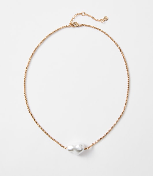 Loft Pearlized Pendant Necklace