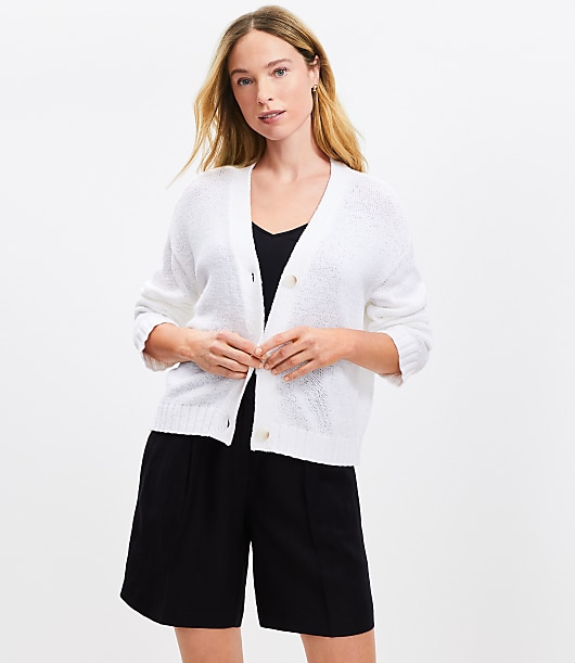 Easy V-Neck Cardigan
