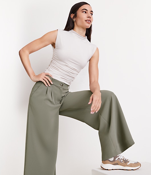 LOFT Versa 360 Knit Ruched Mock Neck Top - White Clay